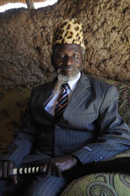 12.05 Elders 043 Chief Mayuni